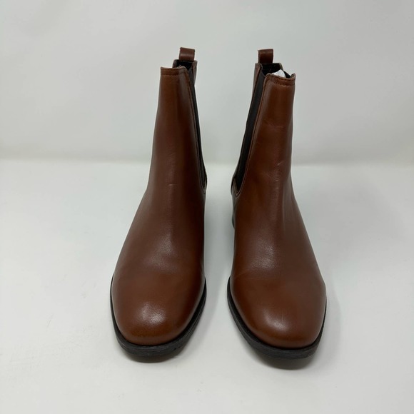 NWT Brown Chelsea Boots - Picture 2 of 4